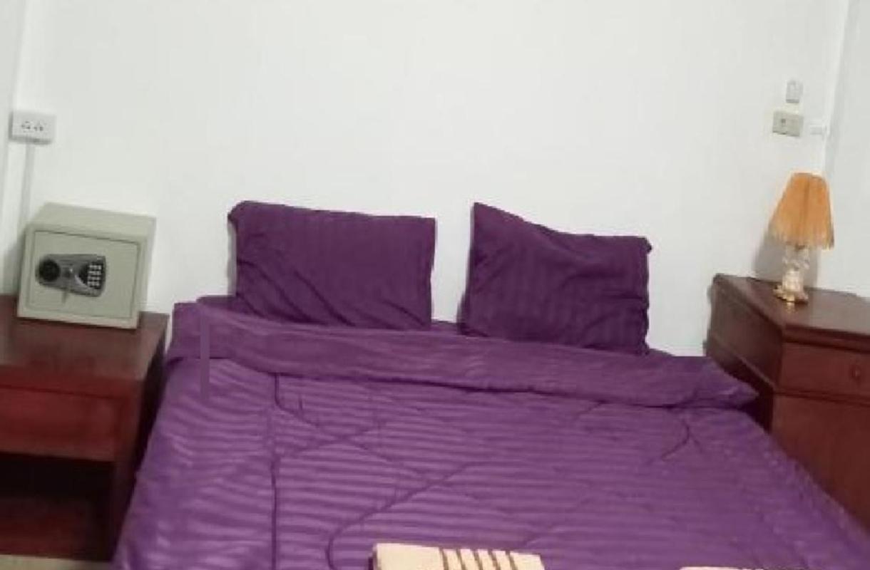 Pluemchai Guesthouse Jomtien Beach Exterior photo