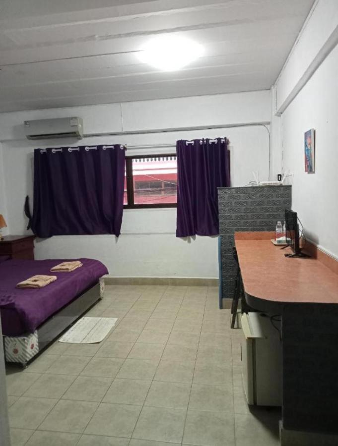Pluemchai Guesthouse Jomtien Beach Exterior photo